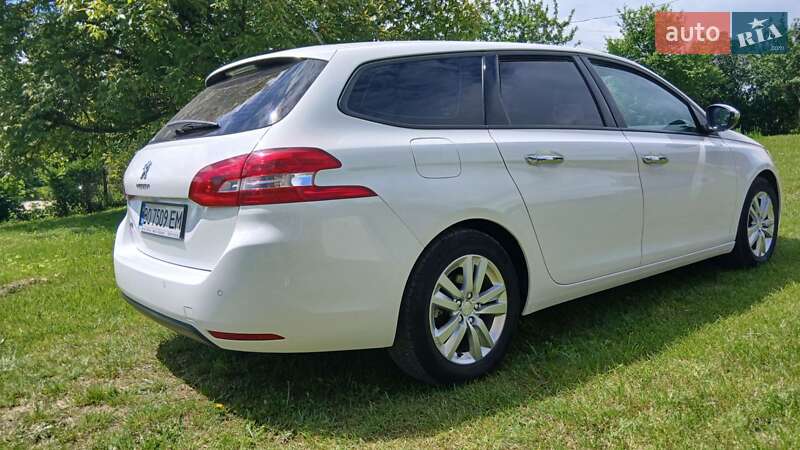 Универсал Peugeot 308 2018 в Кременце