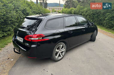 Универсал Peugeot 308 2015 в 