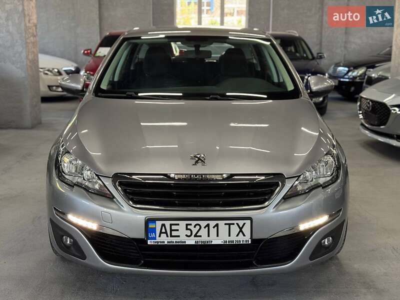 Peugeot 308 2016