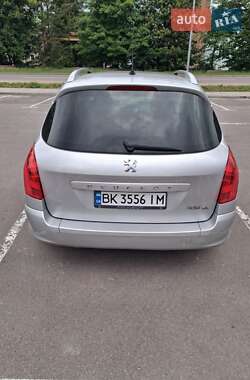 Универсал Peugeot 308 2010 в 