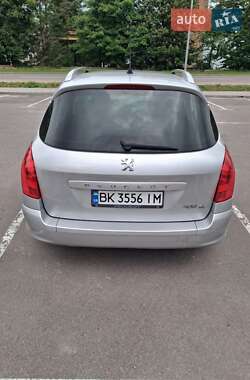 Универсал Peugeot 308 2010 в 