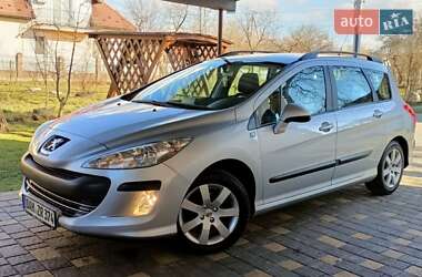 Универсал Peugeot 308 2010 в Стрые