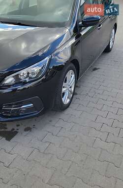 Універсал Peugeot 308 2017 в 