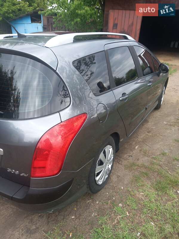 Универсал Peugeot 308 2010 в Гайсине