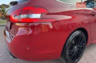 Универсал Peugeot 308 2015 в 