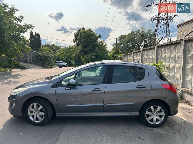 Хетчбек Peugeot 308 2009 в Києві