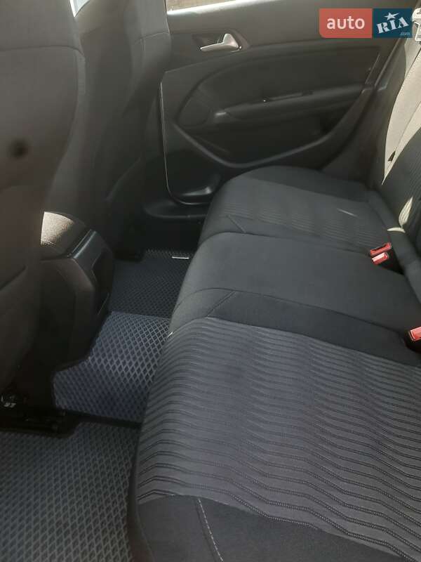 Універсал Peugeot 308 2015 в Сумах