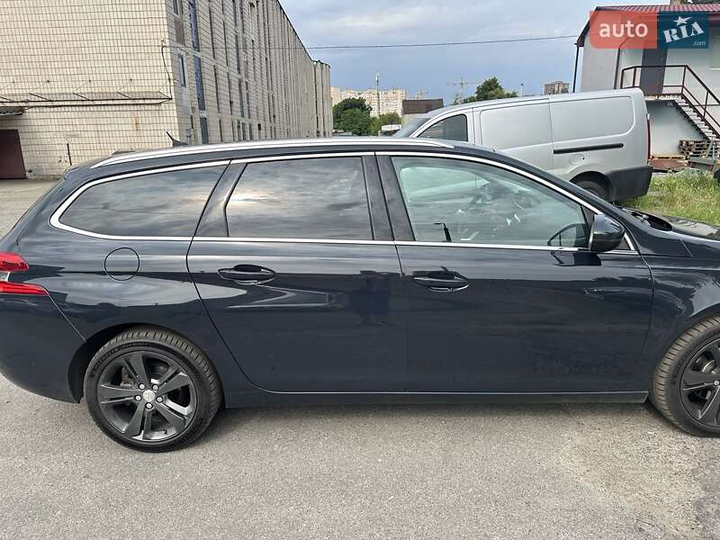 Універсал Peugeot 308 2015 в Києві