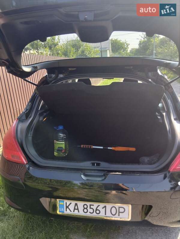 Хэтчбек Peugeot 308 2008 в Броварах