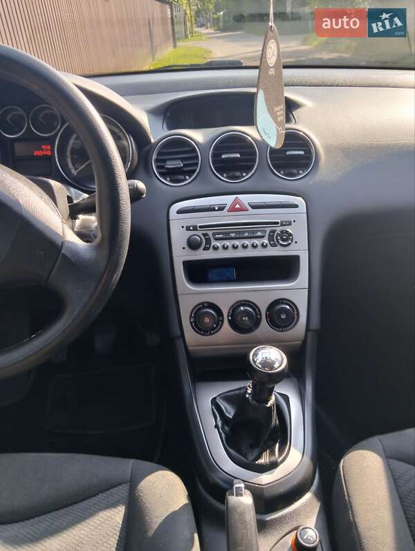 Хэтчбек Peugeot 308 2008 в Броварах