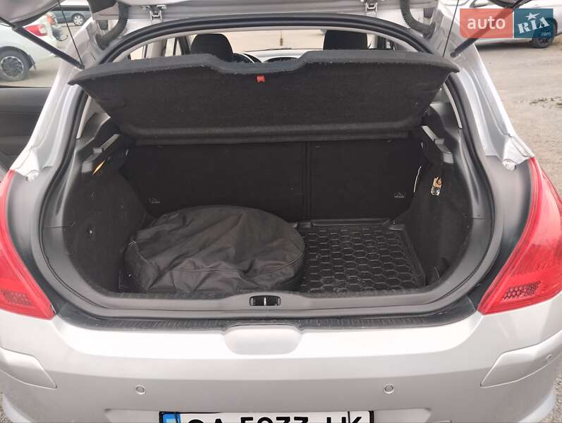 Хэтчбек Peugeot 308 2007 в Черкассах