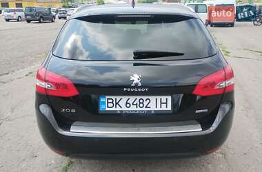 Универсал Peugeot 308 2014 в 