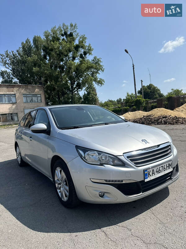 Универсал Peugeot 308 2016 в Звенигородке