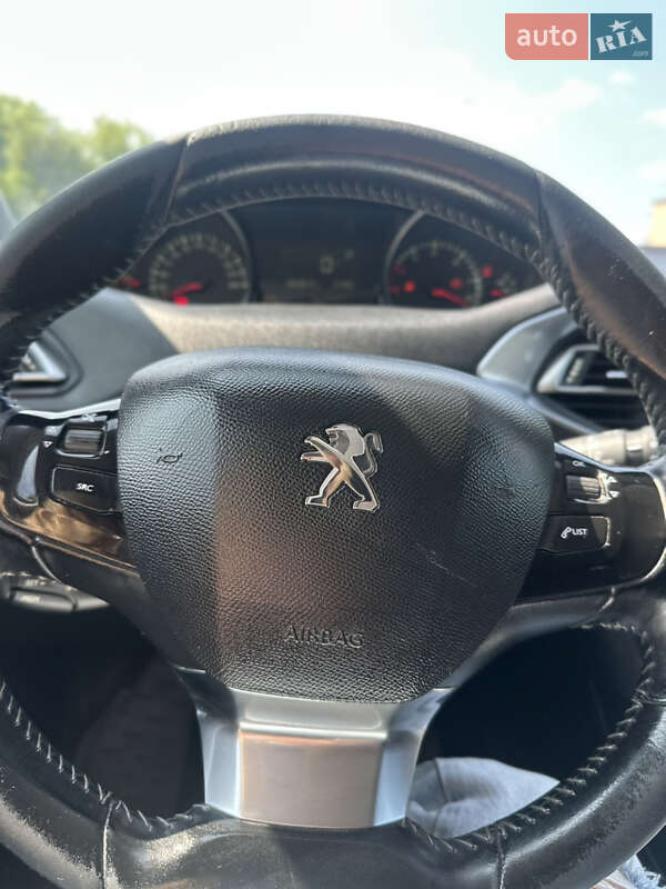 Универсал Peugeot 308 2016 в Звенигородке