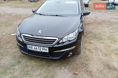 Універсал Peugeot 308 2014 в Дніпрі