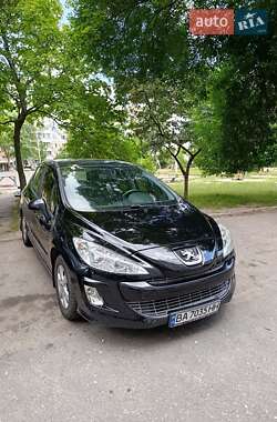Хэтчбек Peugeot 308 2008 в Кропивницком