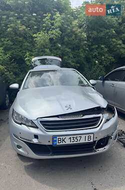 Универсал Peugeot 308 2016 в Ровно