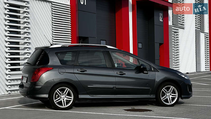 Універсал Peugeot 308 2011 в Львові