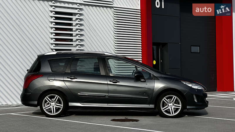 Універсал Peugeot 308 2011 в Львові