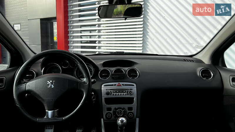 Універсал Peugeot 308 2011 в Львові