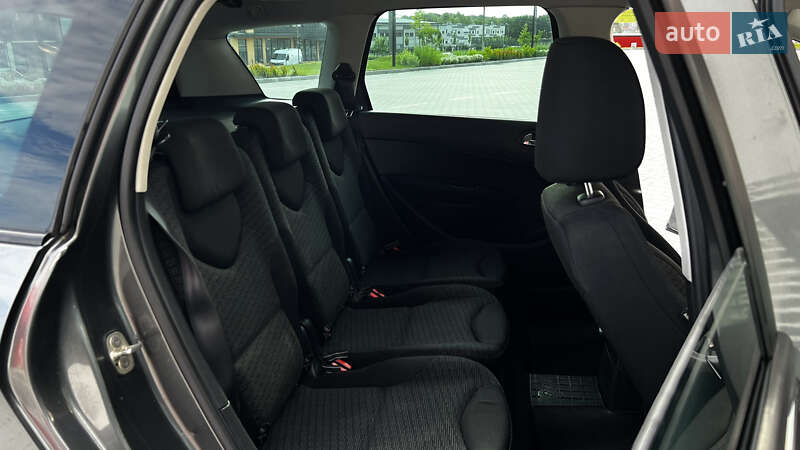 Універсал Peugeot 308 2011 в Львові