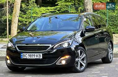 Універсал Peugeot 308 2015 в Трускавці