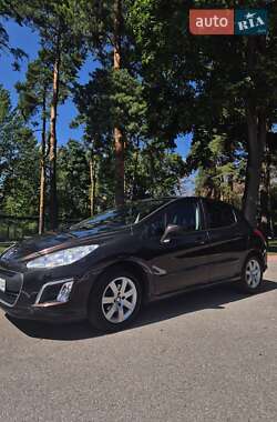Хэтчбек Peugeot 308 2012 в Харькове