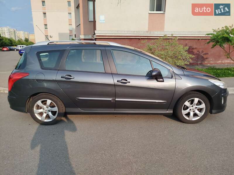 Універсал Peugeot 308 2011 в Києві