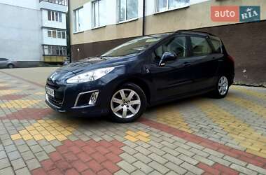 Хэтчбек Peugeot 308 2011 в Звягеле