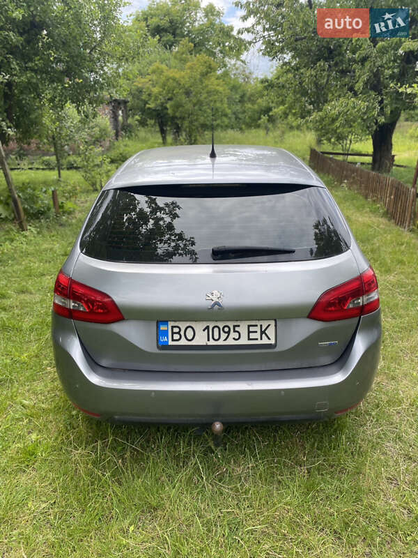 Універсал Peugeot 308 2015 в Шептицькому