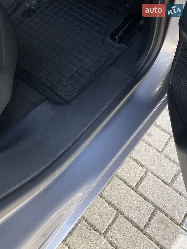 Універсал Peugeot 308 2015 в Шептицькому