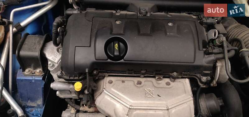 Хетчбек Peugeot 308 2010 в Вараші