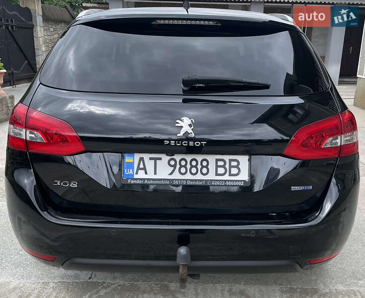 Універсал Peugeot 308 2015 в Косові