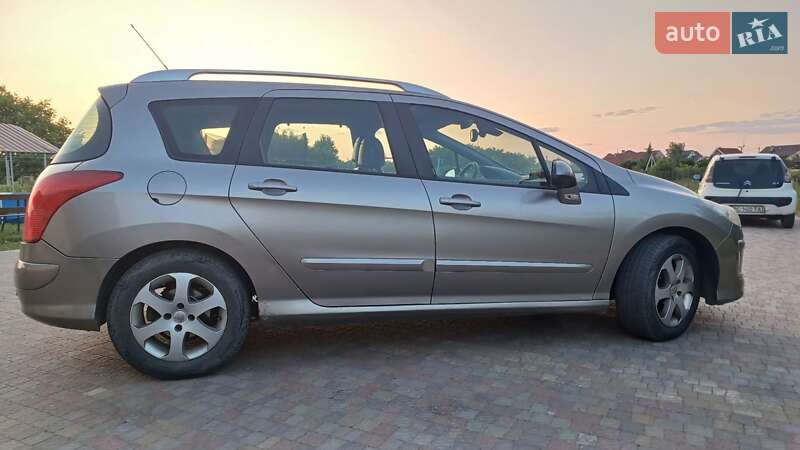 Универсал Peugeot 308 2010 в Ужгороде фото 6 Универсал Peugeot 308 2010 в Ужгороде