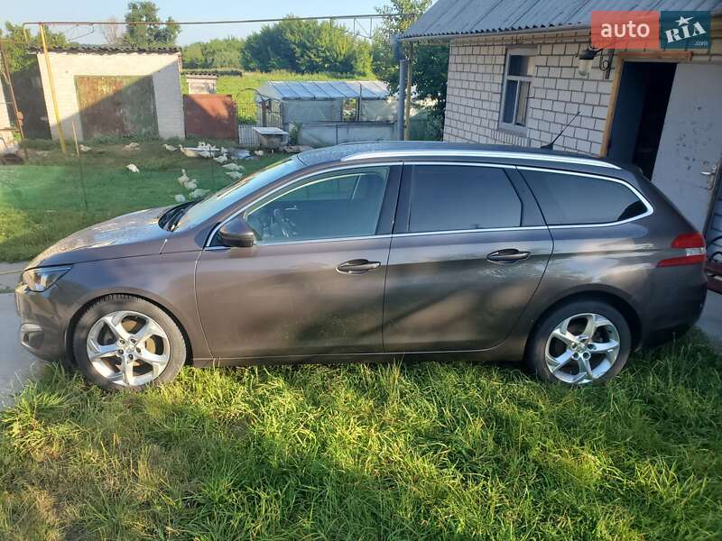 Універсал Peugeot 308 2015 в Житомирі