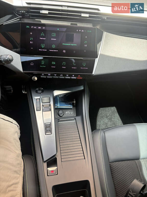 Хетчбек Peugeot 308 2022 в Львові