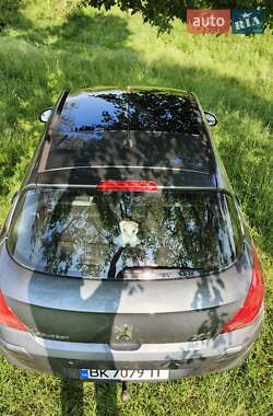 Хэтчбек Peugeot 308 2008 в 