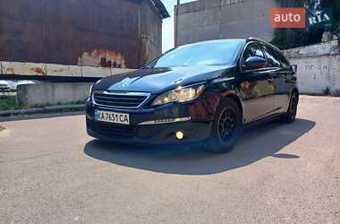 Универсал Peugeot 308 2015 в Киеве