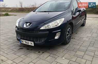 Хетчбек Peugeot 308 2008 в Рівному
