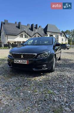 Універсал Peugeot 308 2018 в 