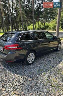 Універсал Peugeot 308 2018 в 