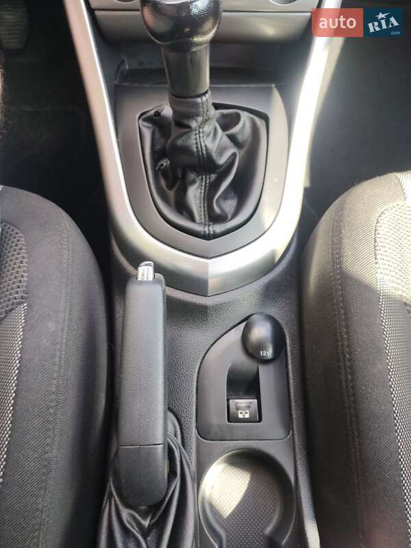 Хетчбек Peugeot 308 2009 в Острозі