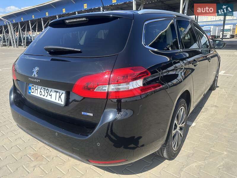 Універсал Peugeot 308 2016 в Одесі