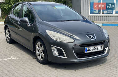Хэтчбек Peugeot 308 2012 в Львове