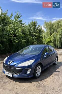 Хэтчбек Peugeot 308 2008 в 