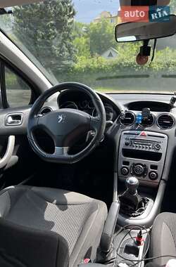 Хэтчбек Peugeot 308 2008 в 