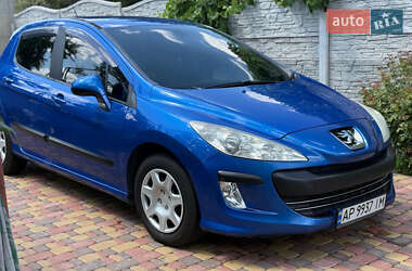 Хэтчбек Peugeot 308 2010 в Запорожье