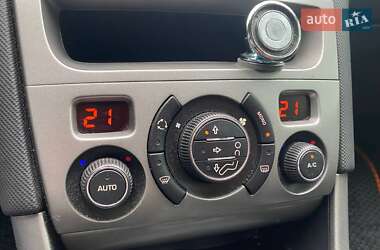 Хэтчбек Peugeot 308 2012 в 