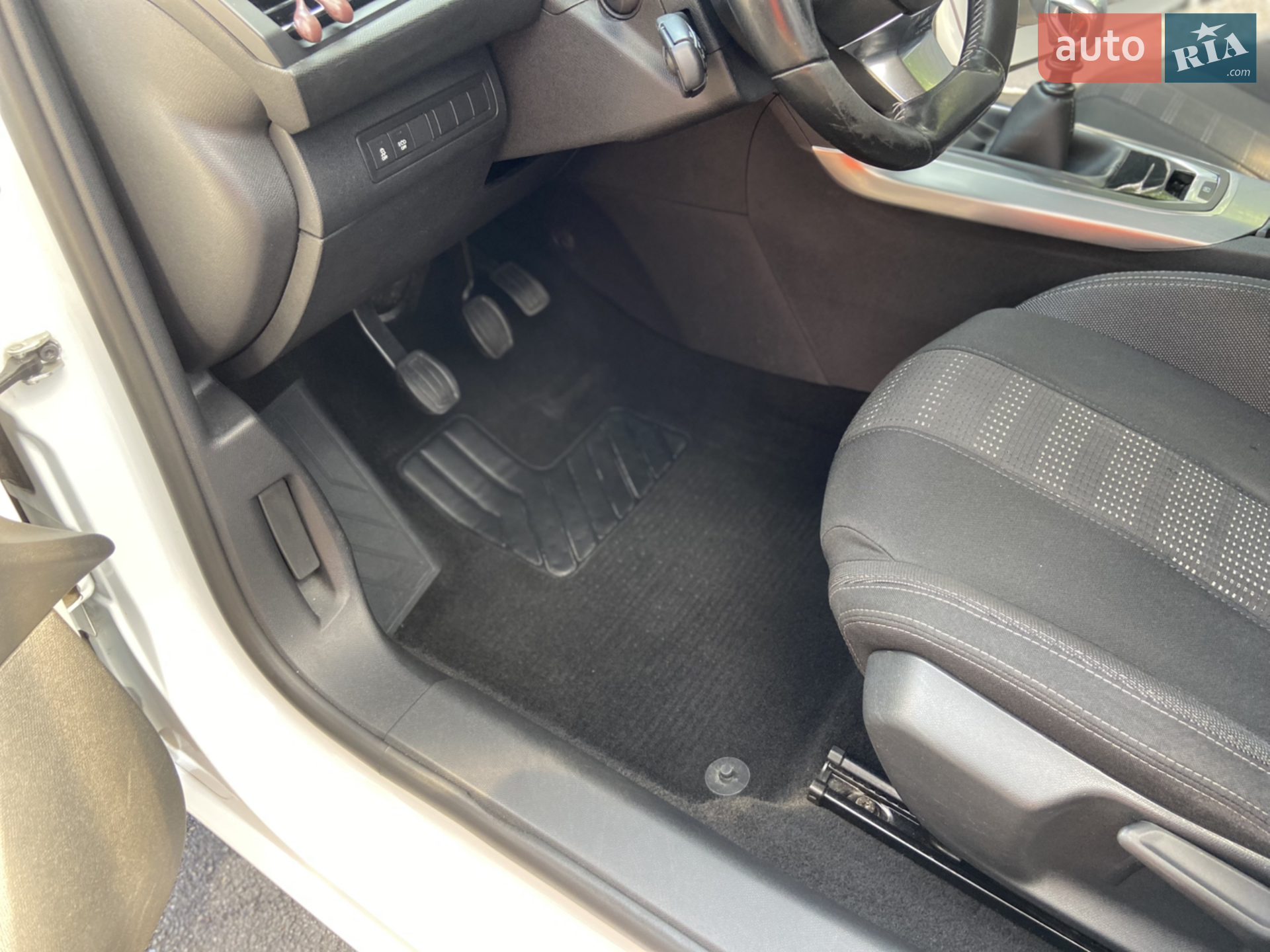 2014 Peugeot 308 - мініатюра 33