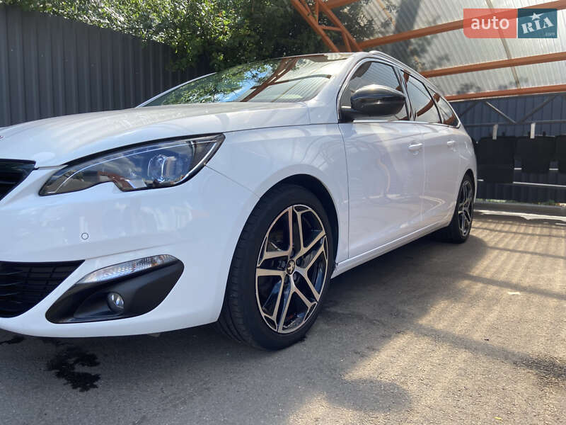 Универсал Peugeot 308 2014 в Харькове